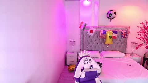 Lia  online show from 16, 6, 2026