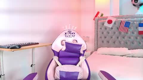 Lia  online show from 26, 6, 2026