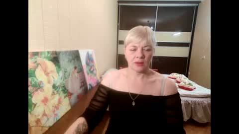 Snapshot of lia_laguna chatting on 2, 12, 2024 lia independent model online show from 2, 12, 2024