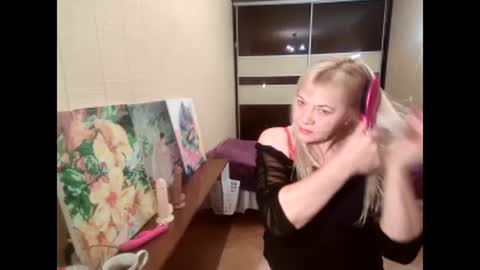 Snapshot of lia_laguna chatting on 10, 12, 2024 lia independent model online show from 10, 12, 2024