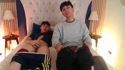 Snapshot of liam_lux chatting on 29, 4, 2026 LIAM online show from 29, 4, 2026