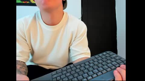 Call me Lian online show from 25, 6, 2026