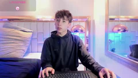 liaml_18_ online show from 24, 11, 2025