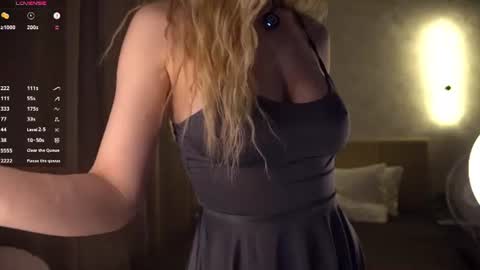 Elena online show from 13, 6, 2026