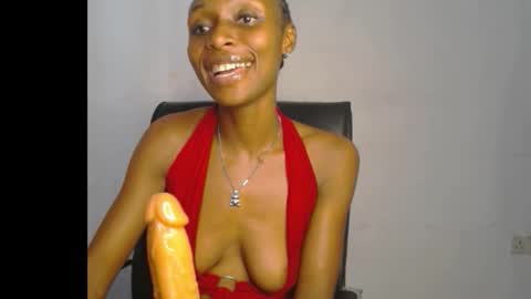 Juicy pinkpussy online show from 13, 1, 2026