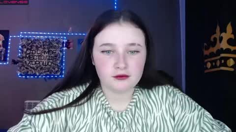 light_lunaa online show from 23, 5, 2026