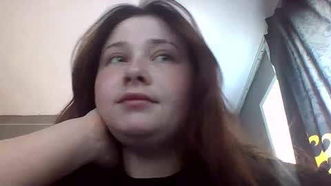 light_lunaa online show from 7, 6, 2026