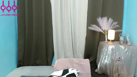 Snapshot of lil_fantacy chatting on 8, 7, 2026 LILY online show from 8, 7, 2026