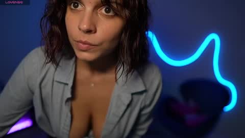 Rebecca online show from 3, 6, 2026