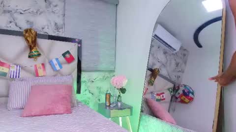 Lily online show from 21, 6, 2026