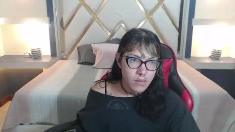 lilith  online show from 17, 6, 2026