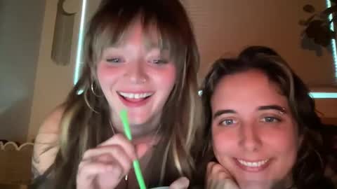 lilldaddysgirl online show from 18, 9, 2025