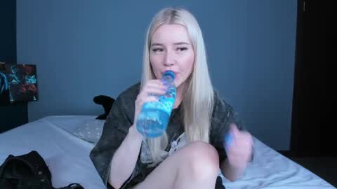 lillie_berry online show from 7, 6, 2026