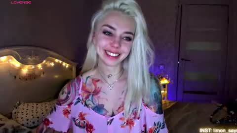 LilliMoore online show from 14, 6, 2026