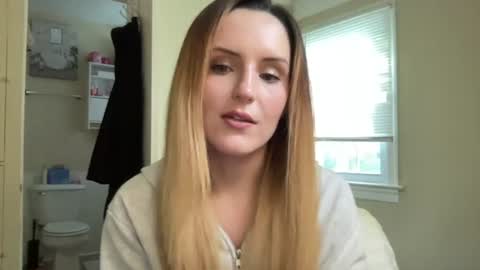 Snapshot of lilly_adams88 chatting on 21, 6, 2026 lilly_adams88 online show from 21, 6, 2026