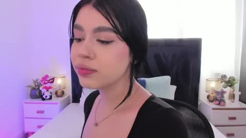 LilyWoodz online show from 31, 5, 2026