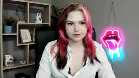 Lily online show from 14, 6, 2026