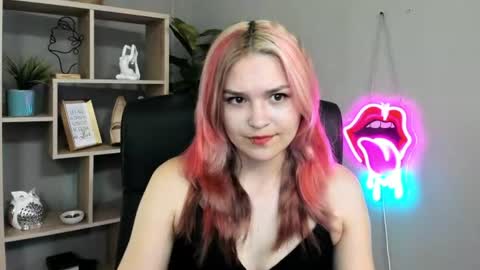 Lily online show from 21, 6, 2026