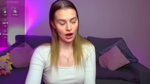 lina_bush online show from 2, 2, 2025