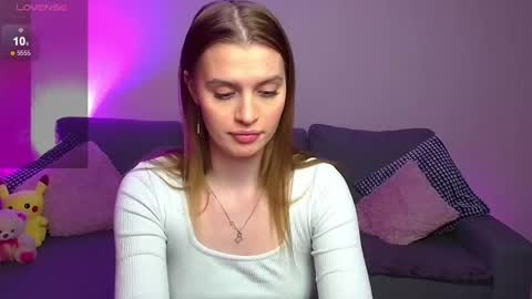 lina_bush online show from 2, 2, 2025