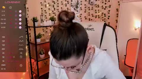Lina online show from 19, 6, 2026
