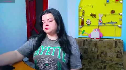 Lina online show from 7, 6, 2026