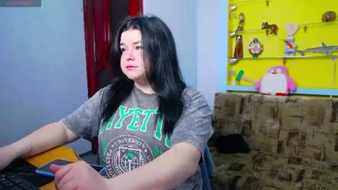 Lina online show from 9, 6, 2026