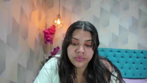 Snapshot of lindabreexlove chatting on 10, 6, 2026 online show from 10, 6, 2026
