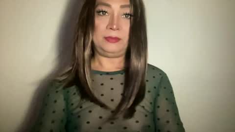 linkingqueens69 online show from 18, 6, 2026