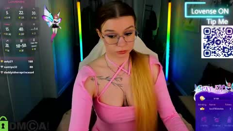 lisa_rabbit online show from 8, 6, 2026