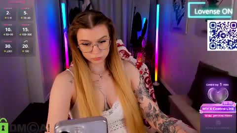 lisa_rabbit online show from 14, 6, 2026