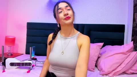 lisa white  online show from 25, 5, 2026