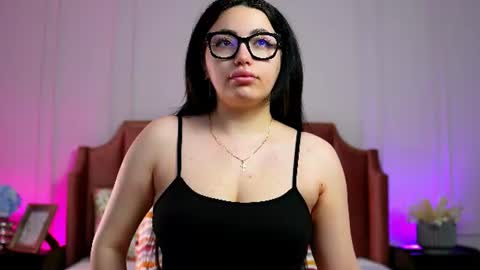  Lisa  online show from 18, 6, 2026