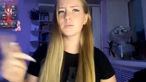 Snapshot of lisi_kiss_ chatting on 22, 6, 2026 Aurora online show from 22, 6, 2026