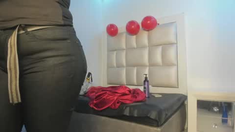 lola_js online show from 1, 6, 2026