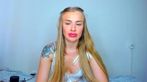 lolabani675452 online show from 13, 6, 2026
