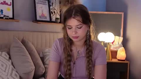 Snapshot of lollastich__ chatting on 24, 6, 2026 Lola online show from 24, 6, 2026