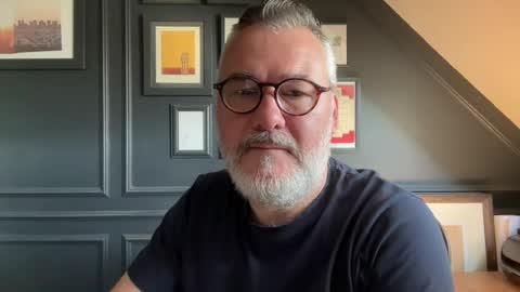 EnglishBear online show from 19, 6, 2026