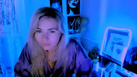 Lora online show from 16, 6, 2026