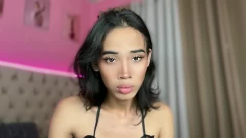 BABY BRIANA online show from 15, 5, 2026