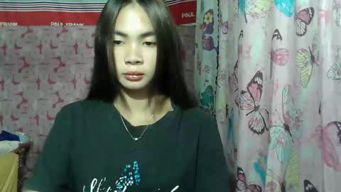 loving_rhean online show from 17, 5, 2026