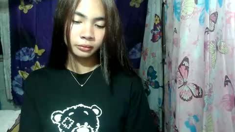 loving_rhean online show from 8, 6, 2026