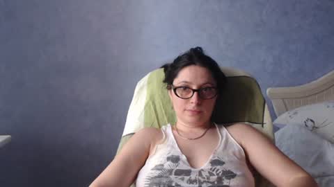 luckylinda23 online show from 15, 6, 2026