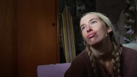 Lucy. online show from 17, 6, 2026