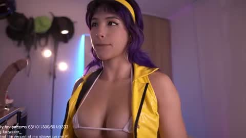 Lucy Alien  online show from 20, 6, 2026