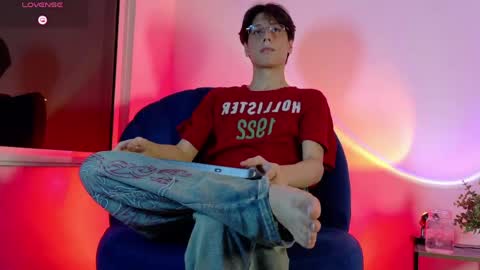 Snapshot of lui_x_dust chatting on 3, 6, 2026 Lui online show from 3, 6, 2026