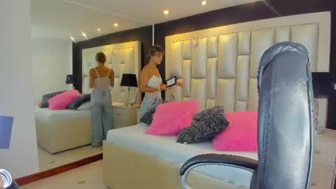 Luisa  online show from 15, 6, 2026