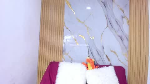 Snapshot of luluu_08 chatting on 9, 6, 2026 LULU online show from 9, 6, 2026