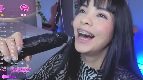 Snapshot of luluwonder_ chatting on 19, 6, 2026 Lulu online show from 19, 6, 2026