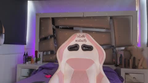 Snapshot of luna__scarlett chatting on 22, 5, 2026 luna online show from 22, 5, 2026